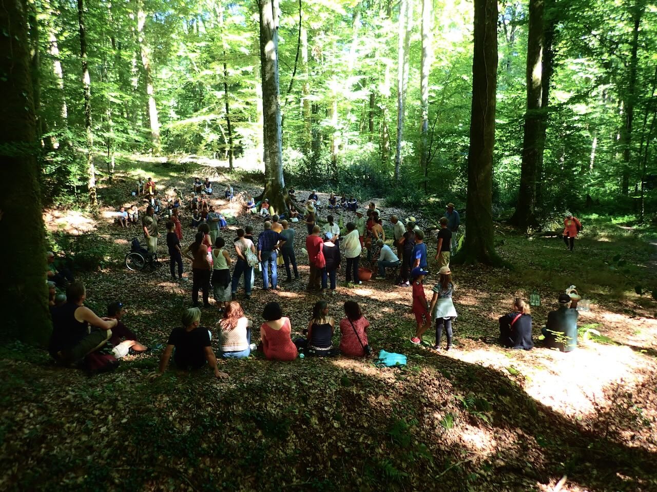 Public en forêt Festival L'Assemblage 2022-Cie Gaëlle Guéranger